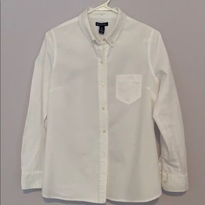 Gap women’s white Oxford shirt